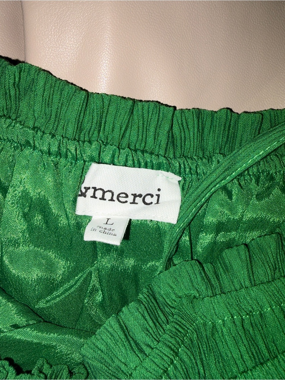 &merci | Green Crinkled Smocked Tie-Shoulder Maxi Dress w/Pockets - Picture 3 of 3